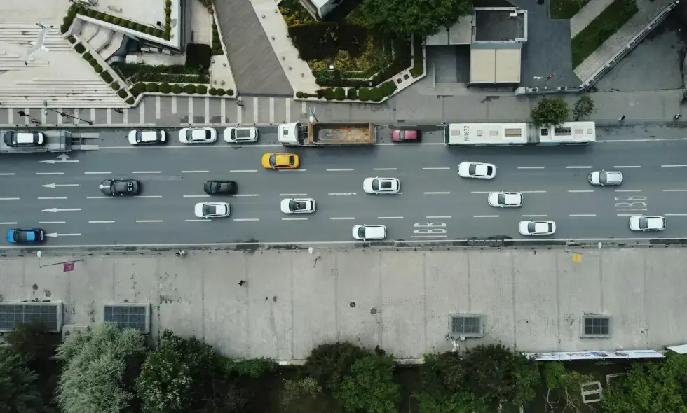 Ab Montag ist mit einer weiteren Verschlechterung der ohnehin schlechten Verkehrslage auf der Straße D2 aus Záhoria zu rechnen.