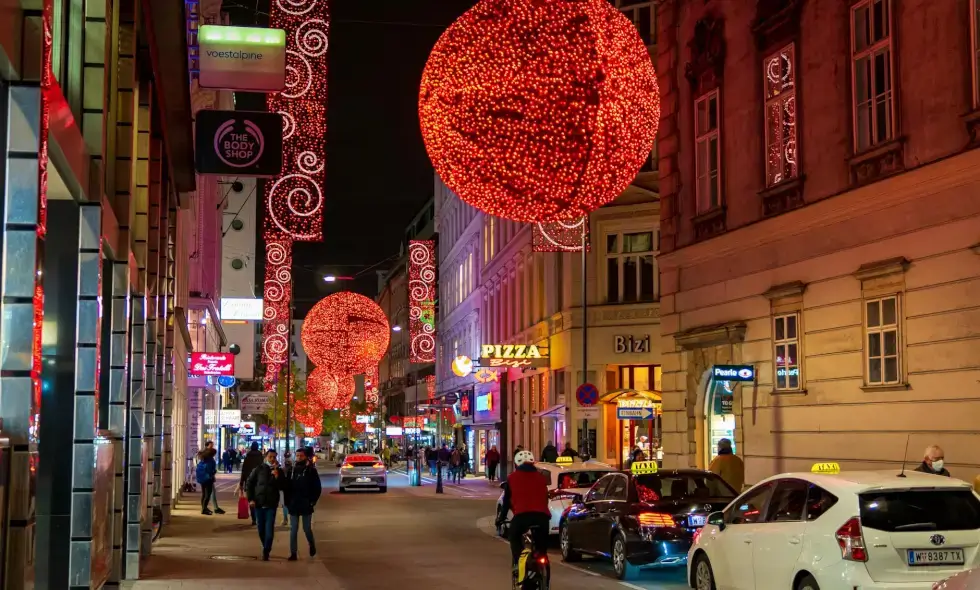 Avusturya araç trafiği ve otoyol çıkartmaları